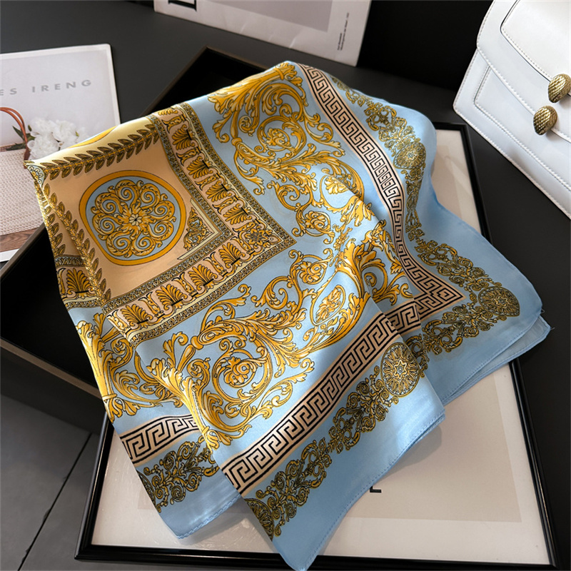 Women Fashion Trend 2025 - 2025 New Fashion 70X70 cm Sciarpa