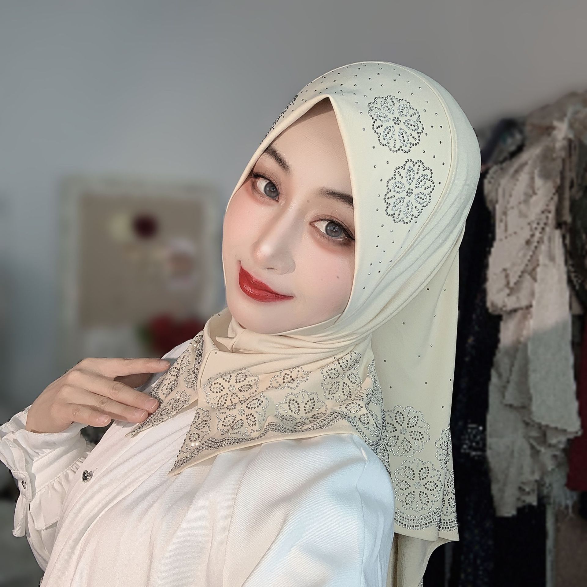 Women Fashion Designer - Hijab musulmano pronto da indossare per