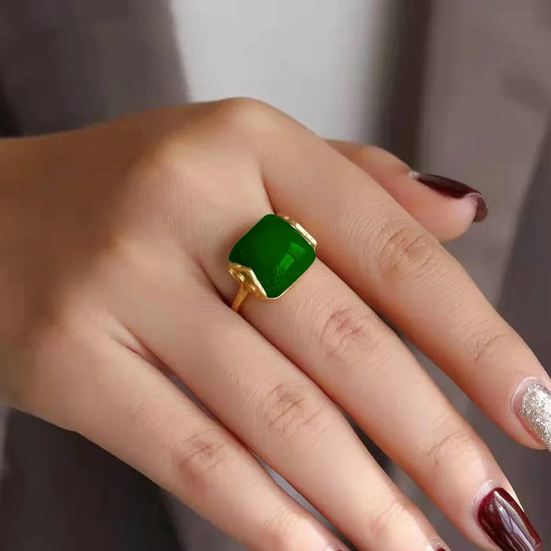 Women Fashion Rings - Anello di giada naturale di Hetian