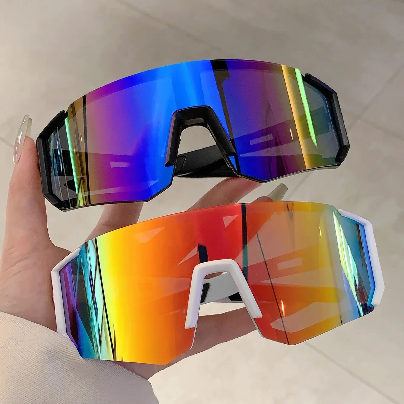 Occhiali da Sole Sportivi da U - Women'S Fashion Eyeglasses recensione e prezzo
