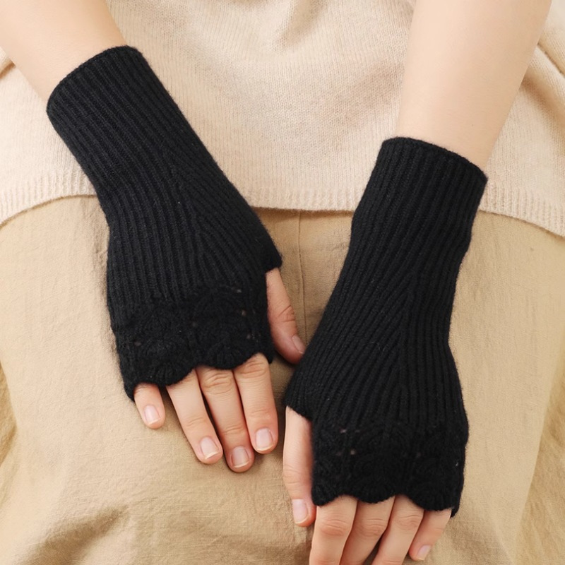 Nuovi Guanti Caldi Mezze Dita  - Women'S Fashion Gloves recensione e prezzo