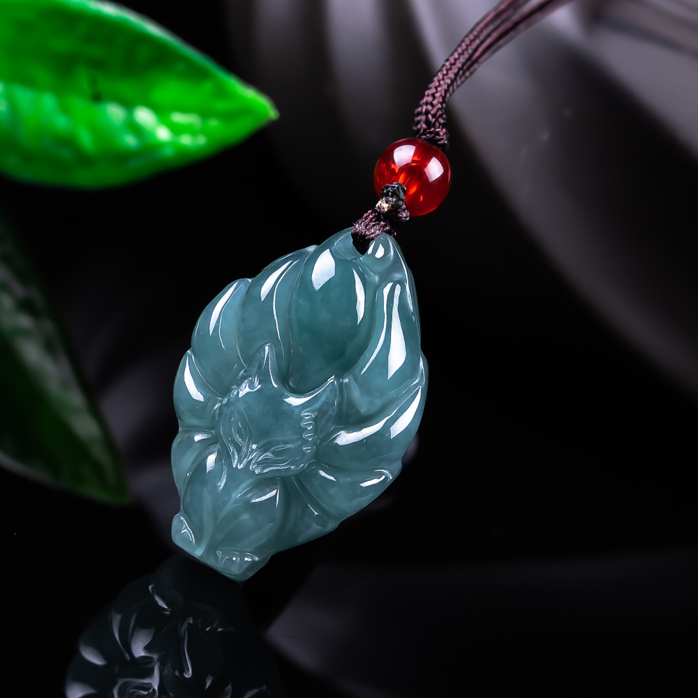 Collana con Ciondolo a Forma d - Women Fashion Designer recensione e prezzo