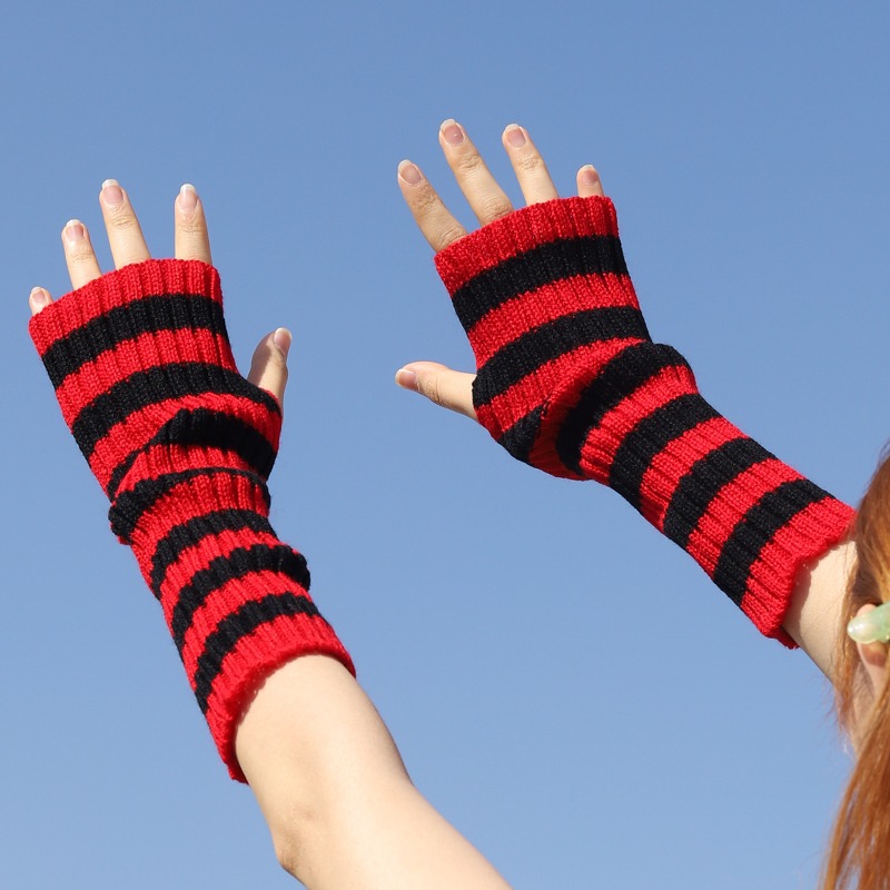 Manicotti senza dita lavorati  - Women'S Fashion Gloves recensione e prezzo