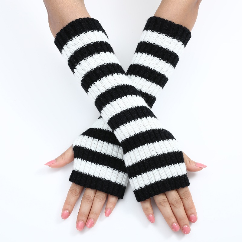 Manicotti senza dita lavorati  - Women'S Fashion Gloves recensione e prezzo